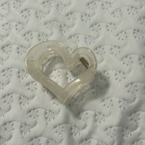 Cute heart clip